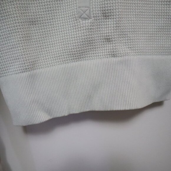 Aerie OFFLINE Main Squeeze Seamless Waffle Cropped Henley Long Sleeve - Picture 5 of 6